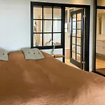 With Private Pier In Hou Holiday home