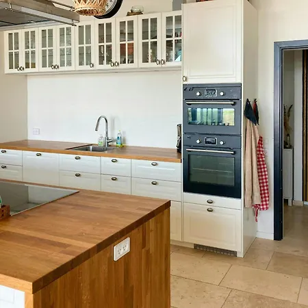 With Private Pier In Hou Сasa de vacaciones Odder