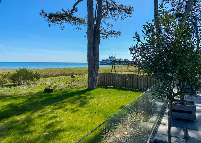 With Private Pier In Hou *